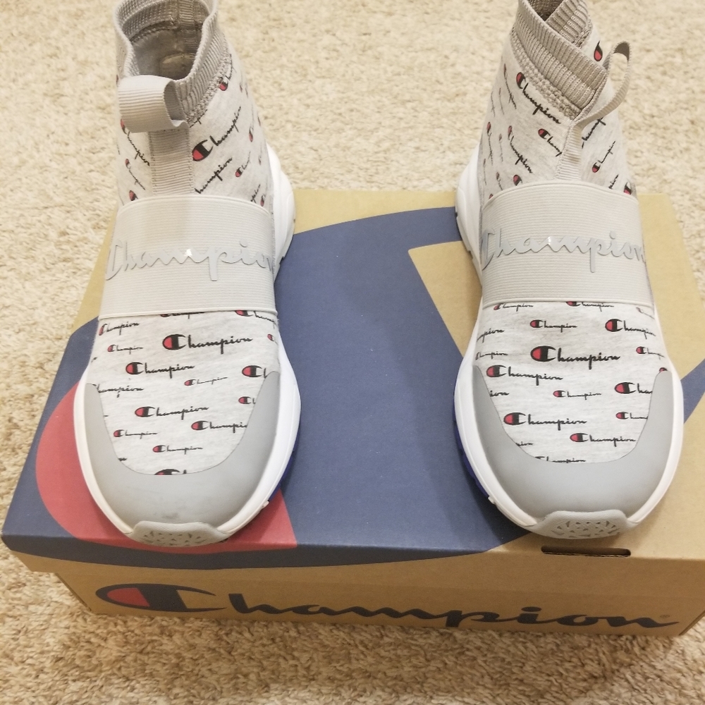 Champion Silver-Rally Script, Women's Size 10, Silver
